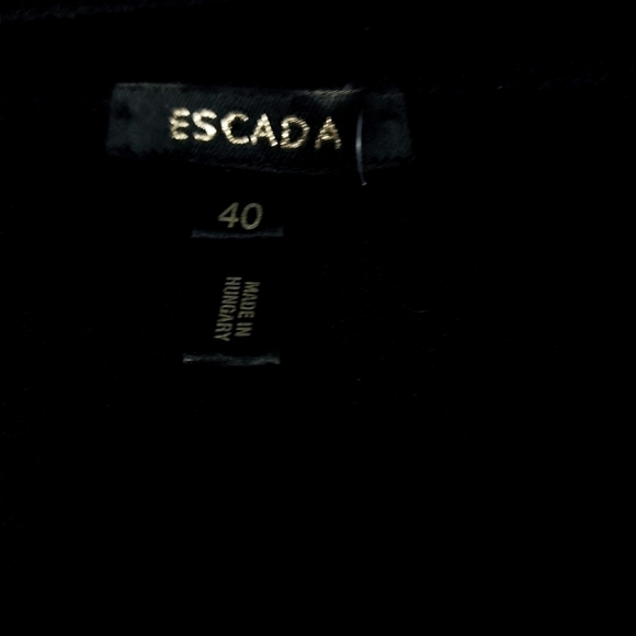 Escada 2 pc detailed tank black sweater set wool blend sz 40 like new condition - Picture 9 of 10